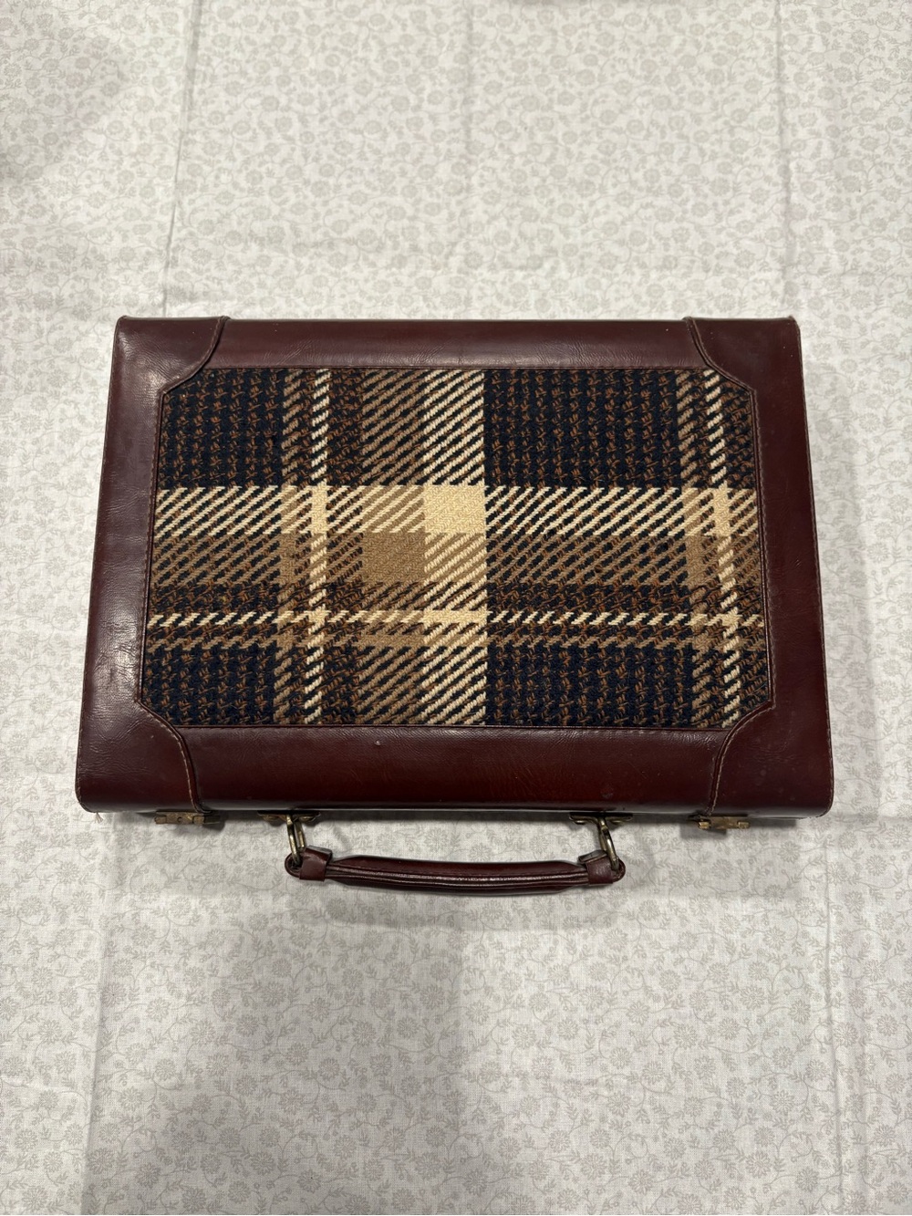 Vintage 1970s Backgammon Set Briefcase Brown Plaid Tweed Faux Leather Complete